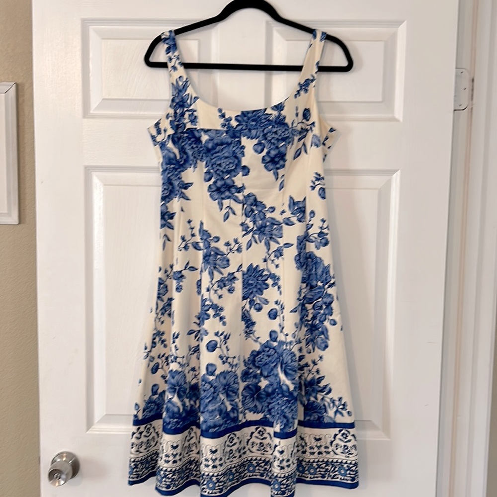Nine West blue floral print dress